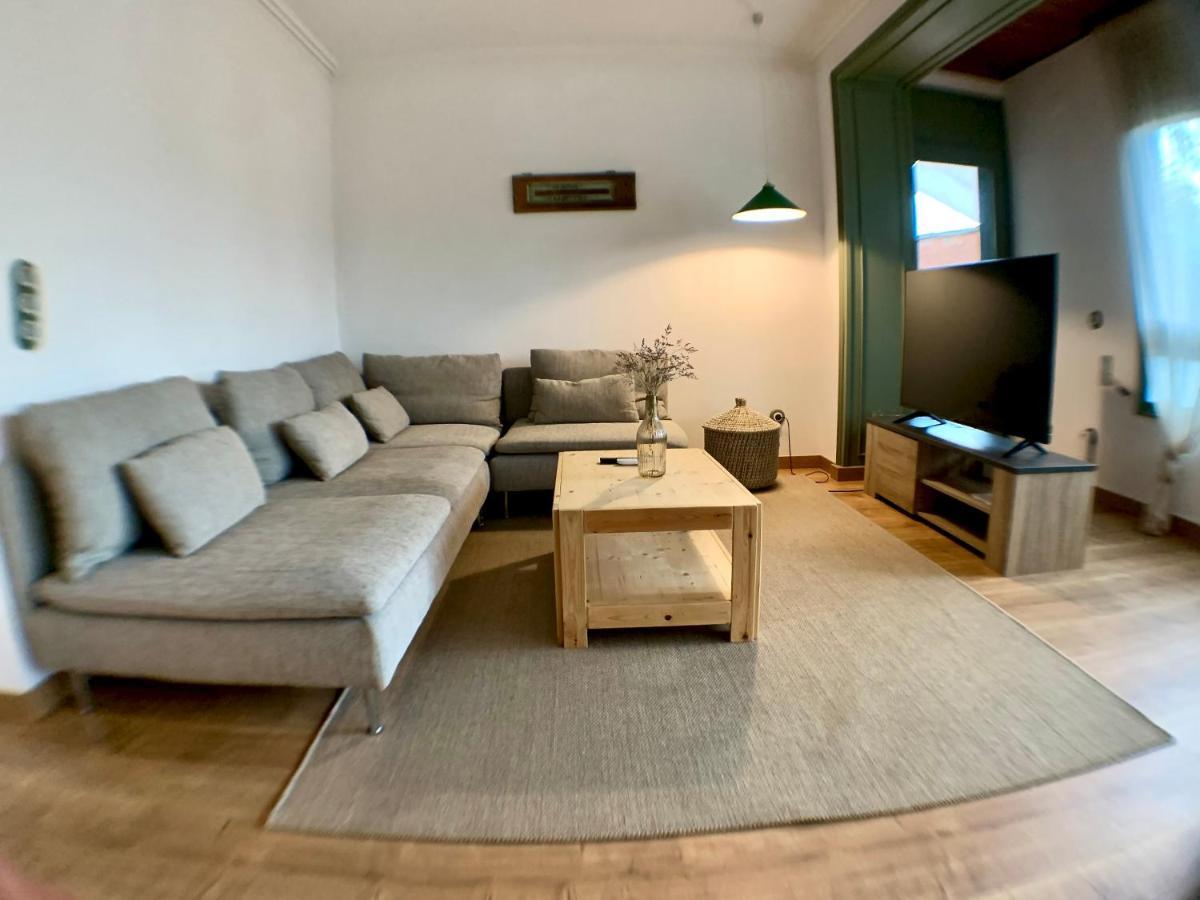 Rucall Piscina Compartida Ferienhaus *
