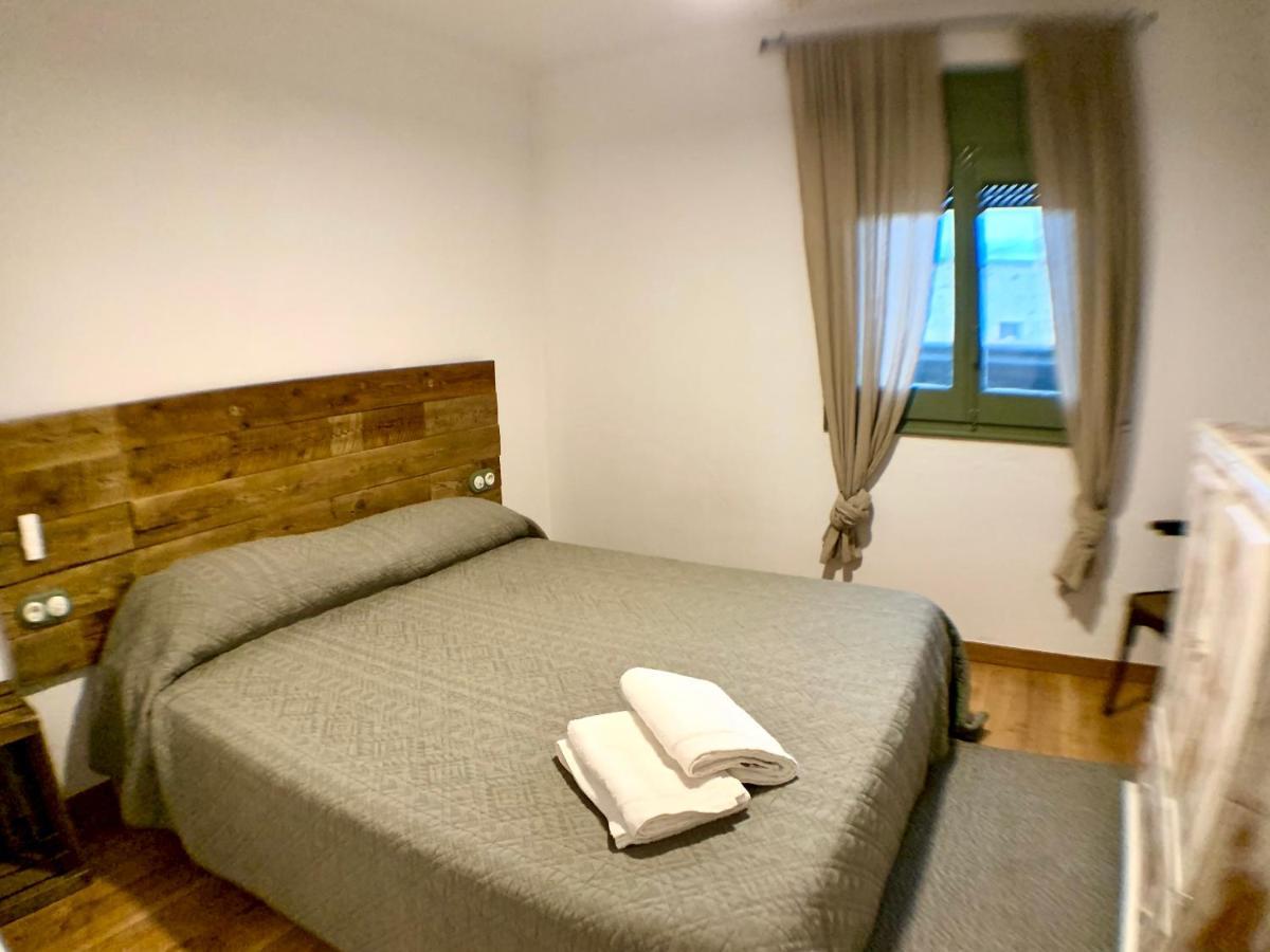 Rucall Piscina Compartida Ferienhaus *